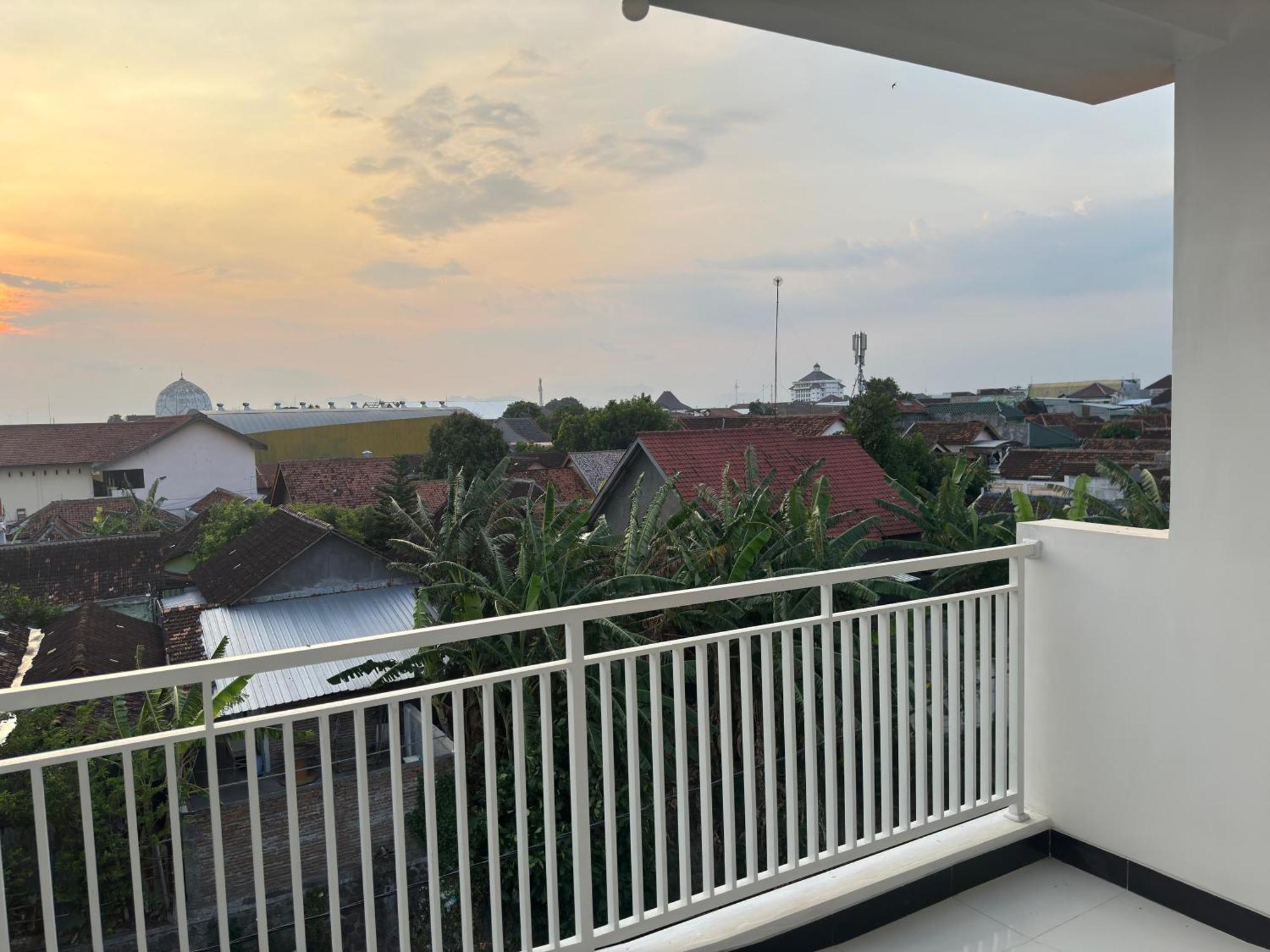 Han Gang Syariah Ponorogo ภายนอก รูปภาพ